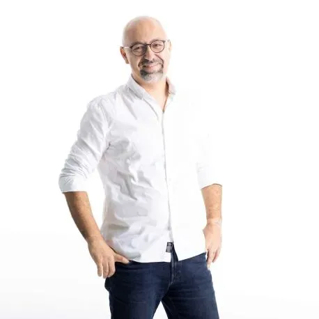 Prof. Altan Çakır